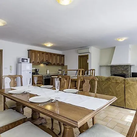 Amazing In Murine W/ Outdoor Swimming Pool, Jacuzzi&4 Bedrooms * Valizza
