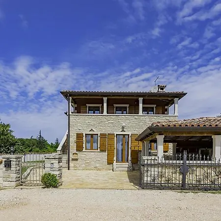 Amazing In Murine W/ Outdoor Swimming Pool, Jacuzzi And 4 Bedrooms Hébergement de vacances Valizza