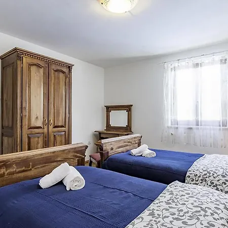 Amazing In Murine W/ Outdoor Swimming Pool, Jacuzzi&4 Bedrooms * Valizza