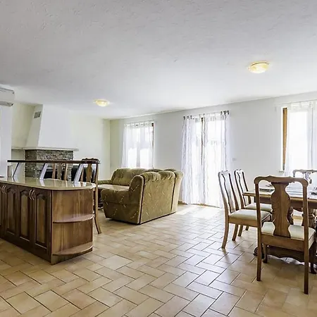Amazing In Murine W/ Outdoor Swimming Pool, Jacuzzi And 4 Bedrooms * Valizza