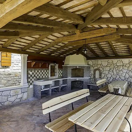 Amazing In Murine W/ Outdoor Swimming Pool, Jacuzzi And 4 Bedrooms Сasa de vacaciones *
