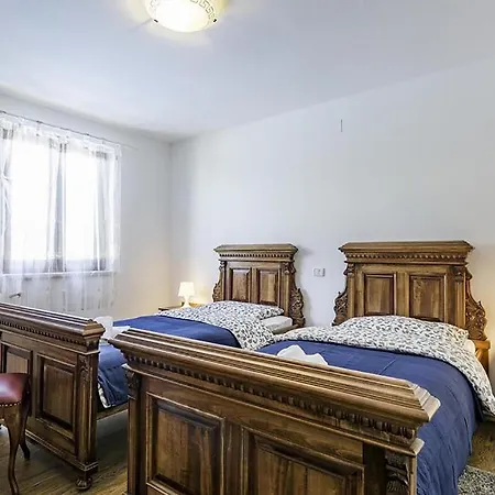 Amazing In Murine W/ Outdoor Swimming Pool, Jacuzzi And 4 Bedrooms Сasa de vacaciones